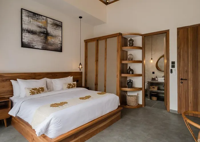 ゲストハウス Serenity Jimbaran, Bali 3*